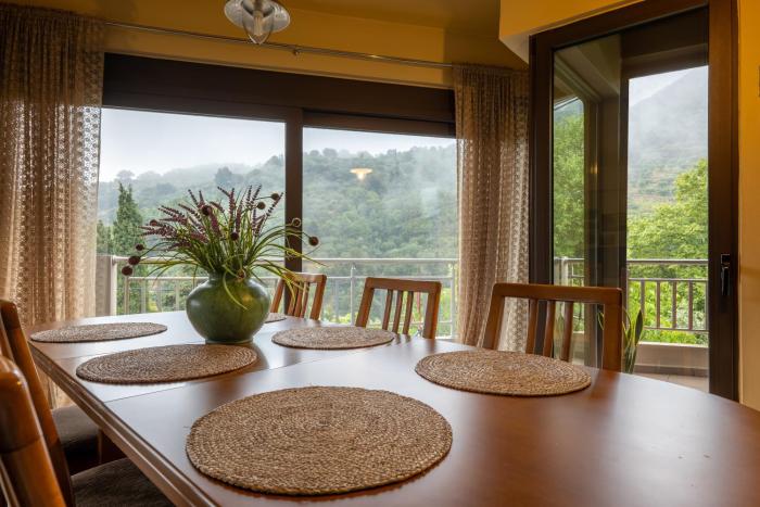 Kera valley house