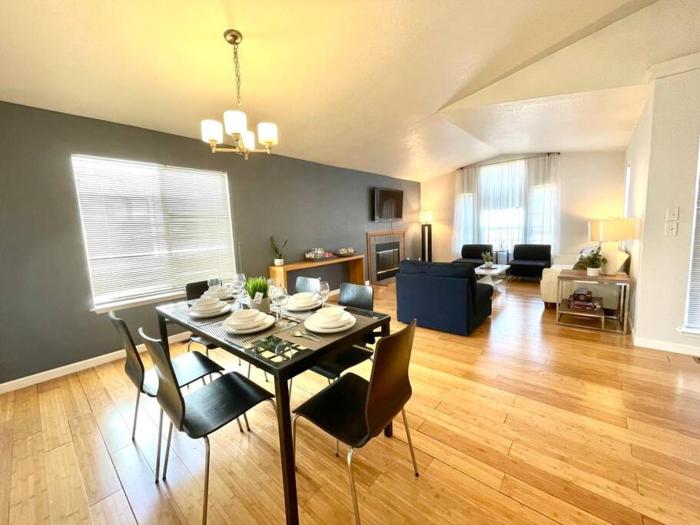 NEW Modern 4BD I 2BA Home 30MIN to Berkeley,SF,Napa