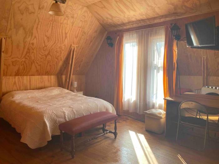 Depto. interior 1 ambiente acceso independiente