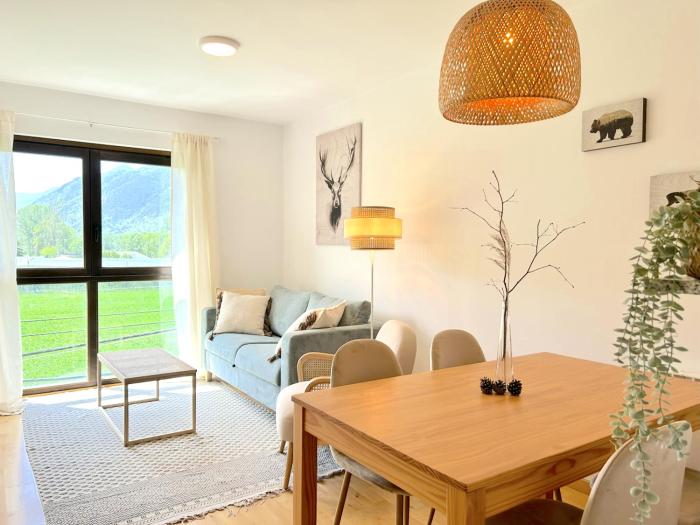 Apartament de disseny rústic amb vistes by RURAL DÀNEU