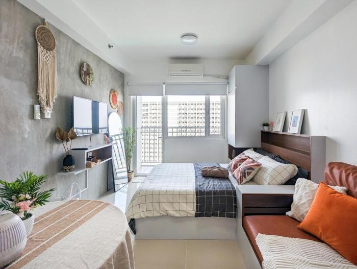 Studio Condo Manila by the Bay Roxas Blvd near US Embassy