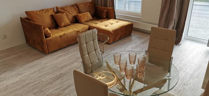 Flou Premium Apartament z parkingiem, plaża 700m