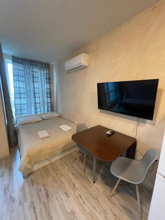 Colonel apartment 945