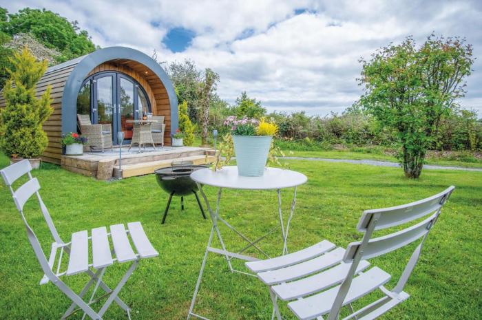 Woodys - 1 Bedroom Pod - Cold Inn