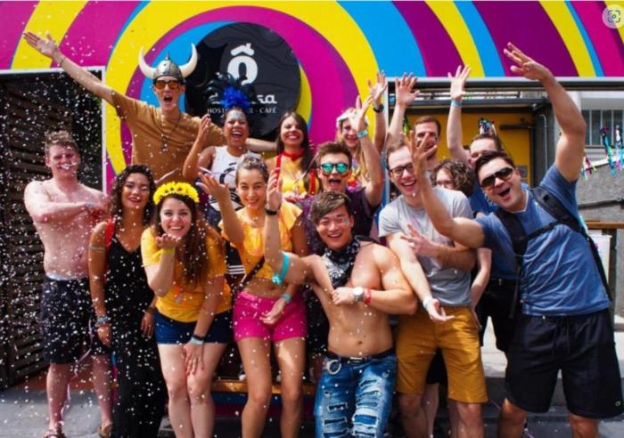 Ô de Casa Hostel Bar