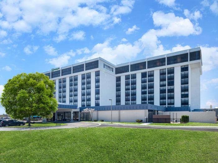 Staybridge Suites Chicago OHare - Rosemont by IHG