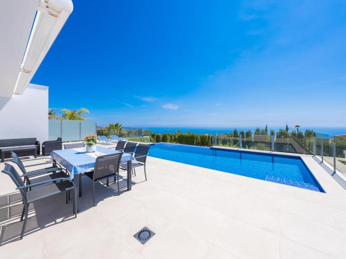 Villa Lirios View by Interhome