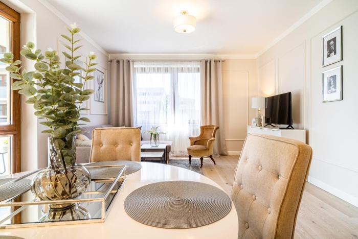 ApartamentySnu, Słoneczny Glam z parkingiem, Centrum