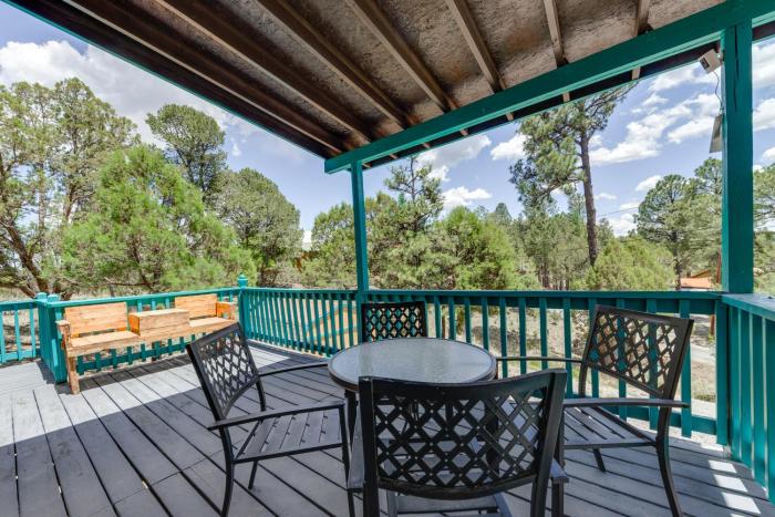 Majestic Pines Ruidoso Retreat with New Hot Tub!