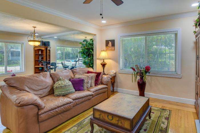 El Portal Vacation Rental about 9 Mi to Miami!