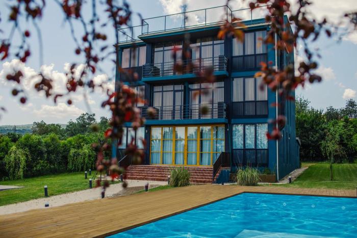 Chateau Tsinandali Hotel