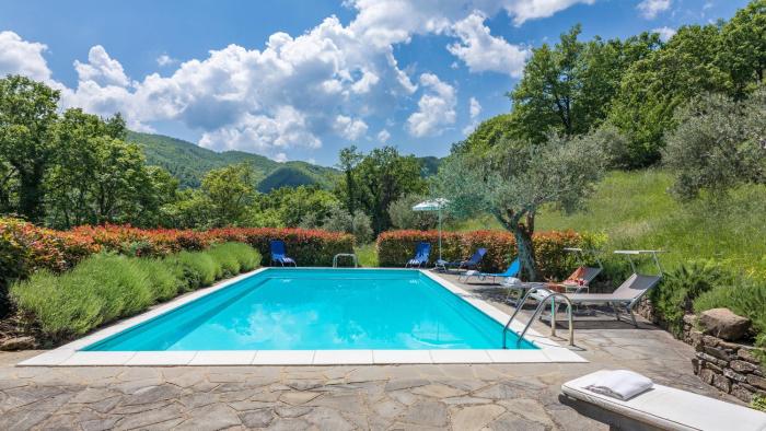 CASALE MOLLINA 6&2, Emma Villas