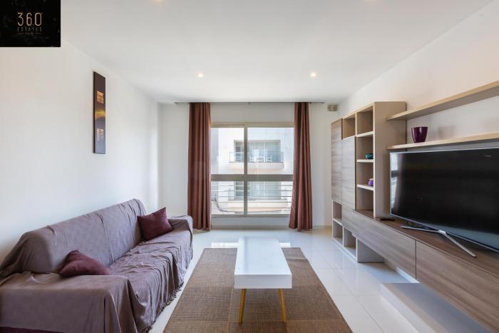 Lovely, cozy fully equipped 2BR APT in the centre by 360 Estates