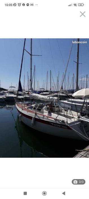 Bateau a quai St Raphaël, 4 couchages , voilier Etap 28i