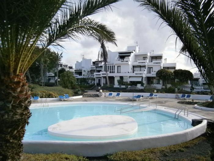 Casa con jardín