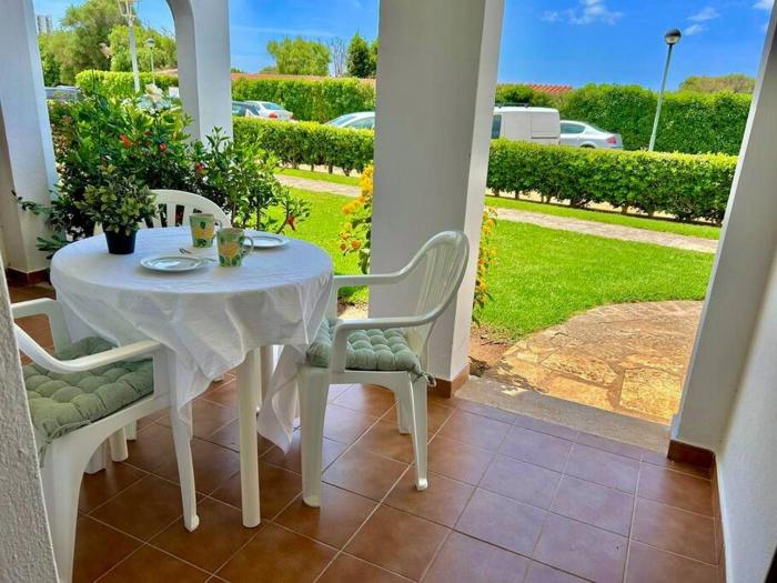 SON BOU– Apartamento en planta baja junto la playa