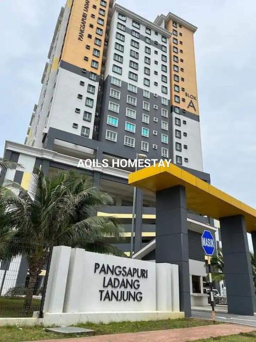 Aqils Homestay near Drawbridge, KTCC, Mayang mall