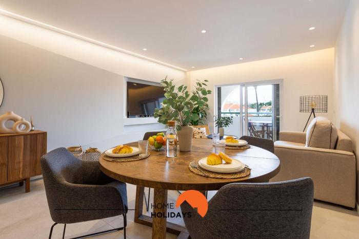 #126 T1 Vale Mangude 213 by Home Holidays