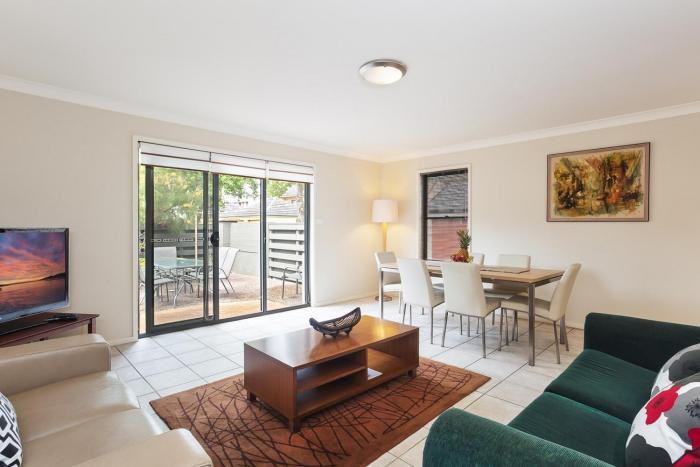 Honeysuckle Townhouses - 1062