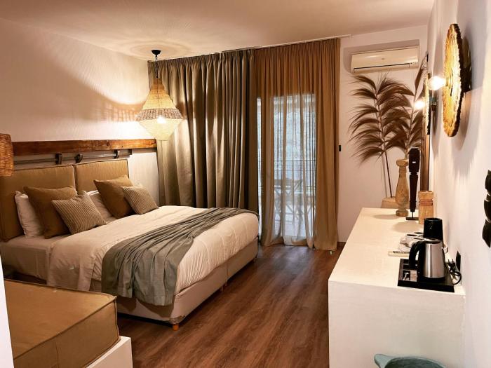 Evia Silence