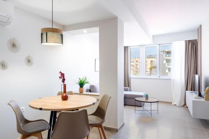 Harmony 2BR Apartment in Athens