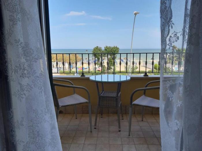 Appartamento fronte mare