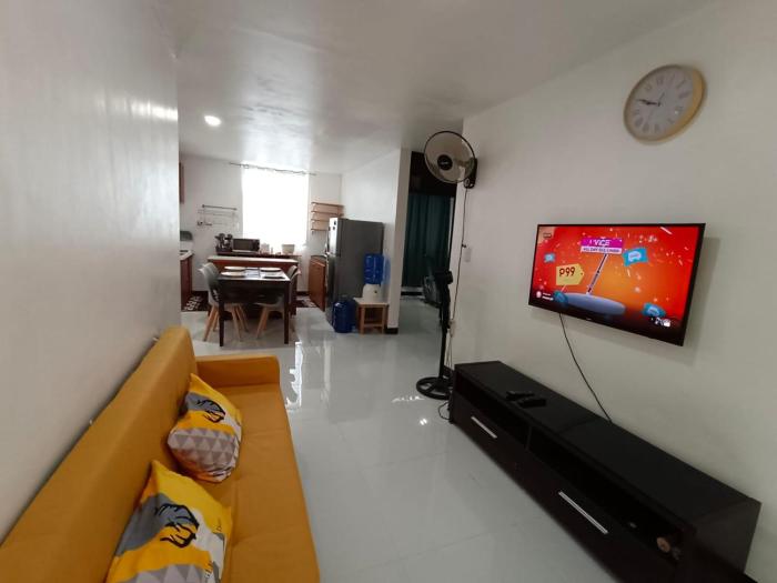 Three-Bedroom Holiday Home - 4th Floor Stairs Only