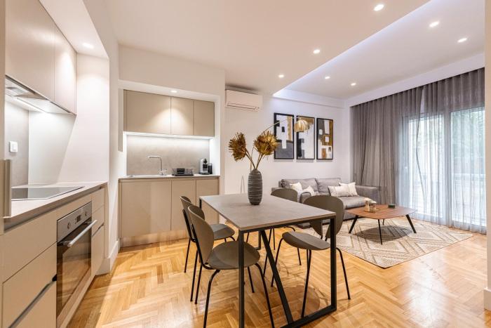 Phaedrus Living: Executive Flat Kolonaki