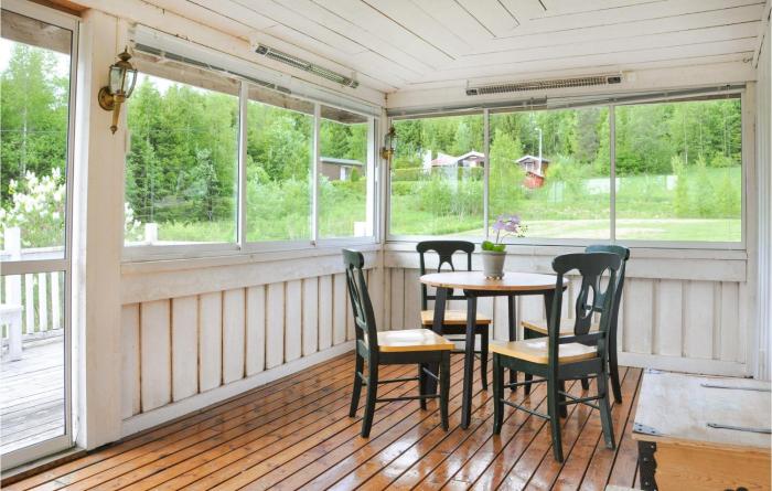 Stunning Home In Skillingsfors
