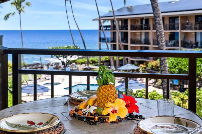 Kona Makai #2-303: Beautiful Top Floor Ocean View WAc