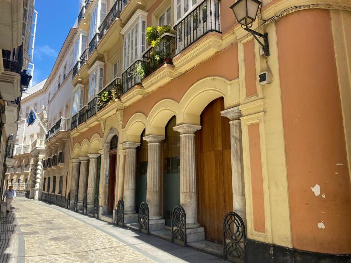 APARTAMENTO COLÓN 1451 - Pleno centro y WIFI Gratis