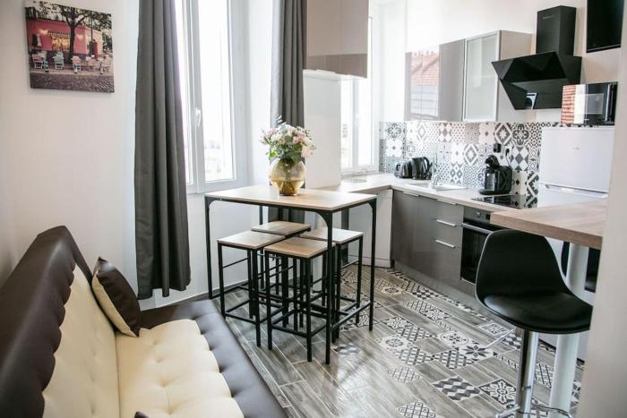 Le PANIER DE PAPET,LE MANON,VIEUX PORT,MUCEM