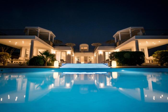 Villa Boutique Experience