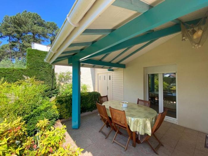 Maison paisible à Capbreton, 3 chambres, terrasse, jardin, proche Hossegor, parking inclus - FR-1-413-222