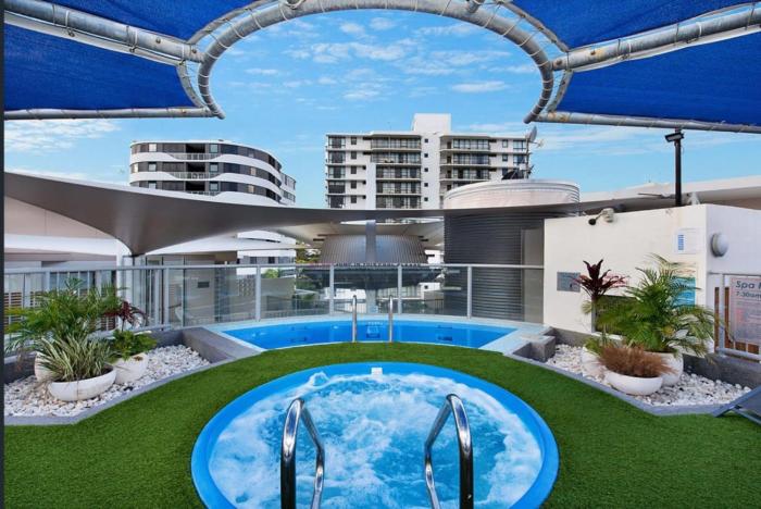 Mooloolaba Beach Club Paradise 2 Bedroom Apartment