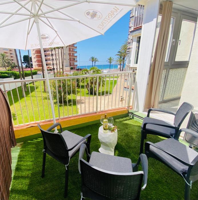 Atlantico Beach primera línea, vista al mar, gran terraza