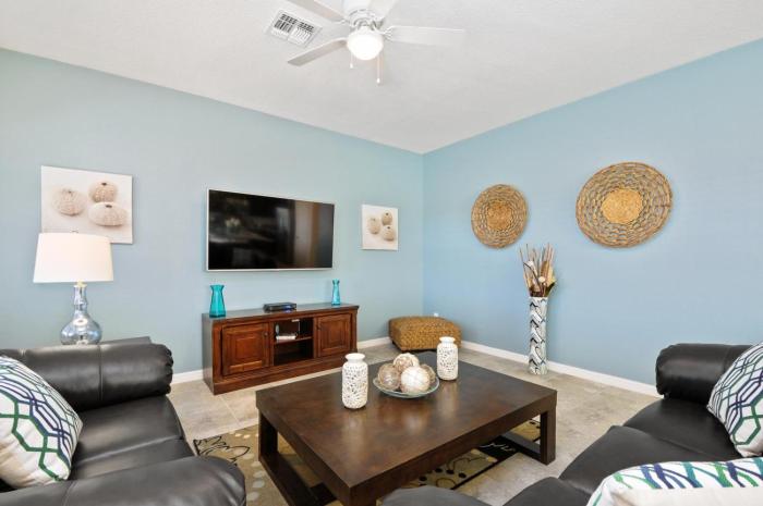 1287YC - West Haven Gated Community home