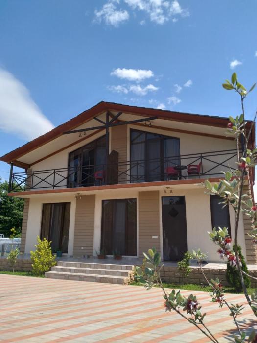 Апарт-отель "У речки"