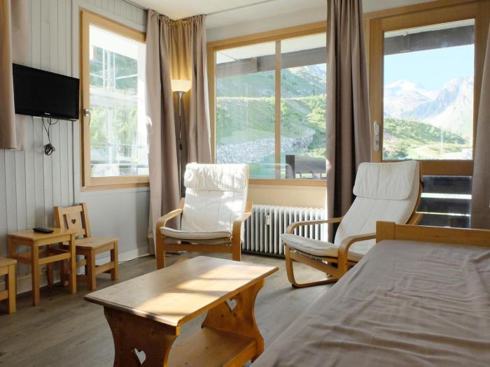 Appartement rénové au pied des pistes avec balcon à Tignes - FR-1-502-512