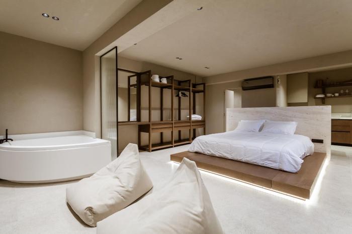 Sevasti Seaview Suite