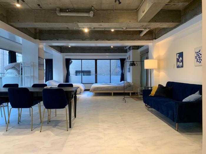 Spacious studio(62m2) in western Shinjuku