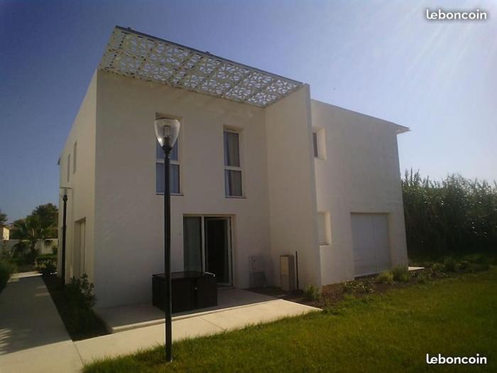 Villa récente 6 pers, piscine chauffée mer à 100 m