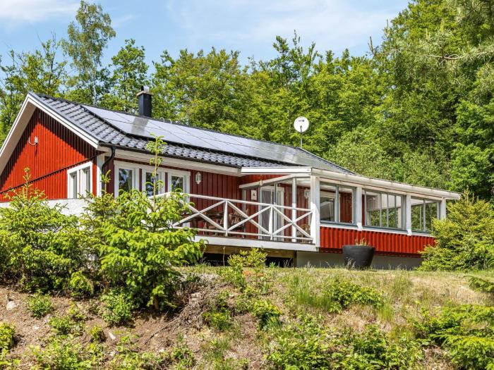 Holiday Home Erikstorp 143 by Interhome