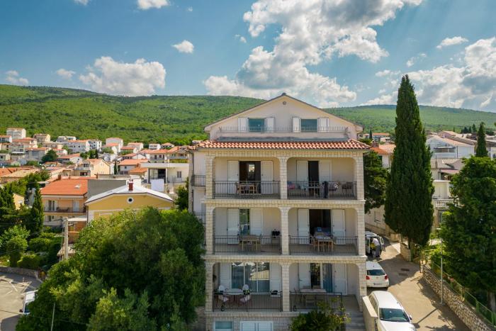 Apartments Lonzor I