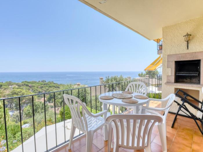 apartament amb piscina comunitària al Golfet