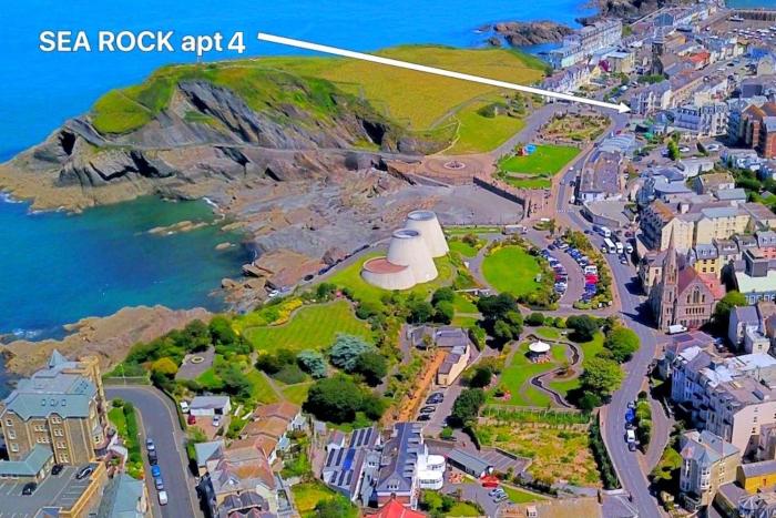 ILFRACOMBE SEA ROCK 4 1 Bedroom