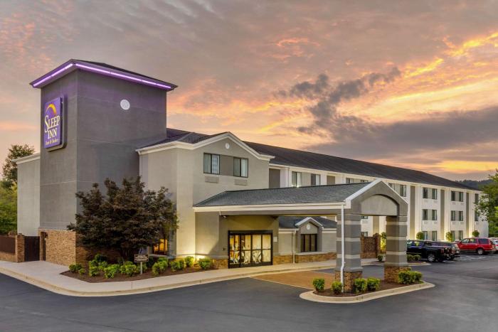 Sleep Inn & Suites Johnson City