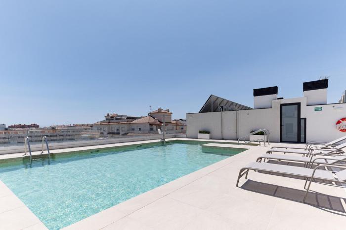 Stylish 2 Bedroom Apartment in Estepona Old Town