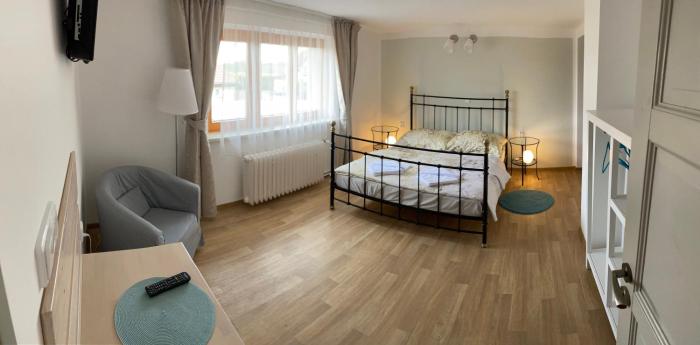 Apartmány U Václava - 7 minut od letiště Václava Havla - parkování zdarma