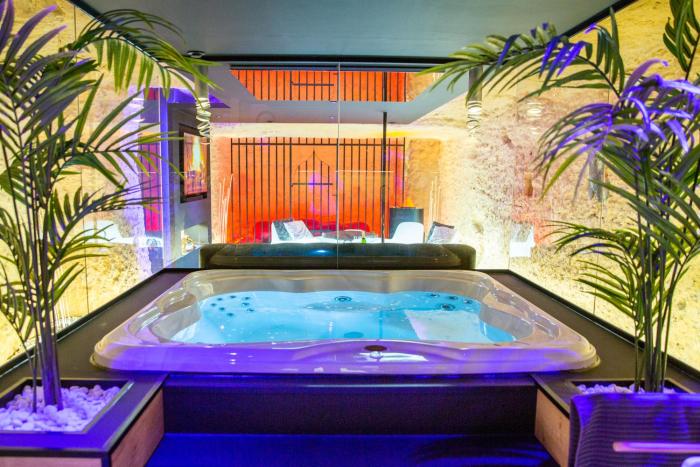 OMIRA - Nuits dexception & spa